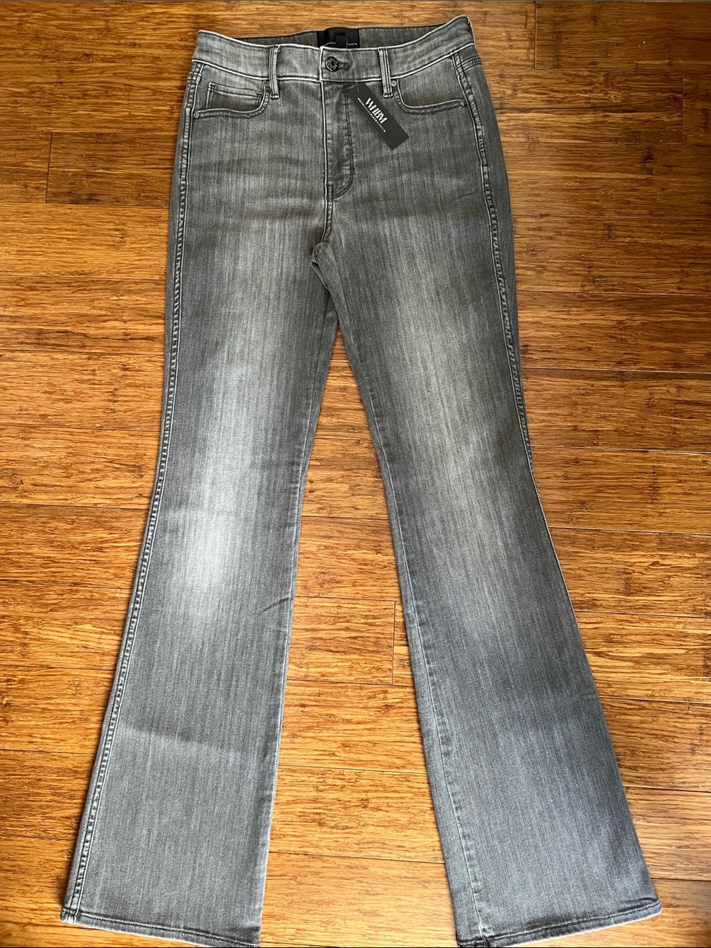 WHBM (White House Black Market) Skinny Flare High-Rise Jeans new with tag size 4